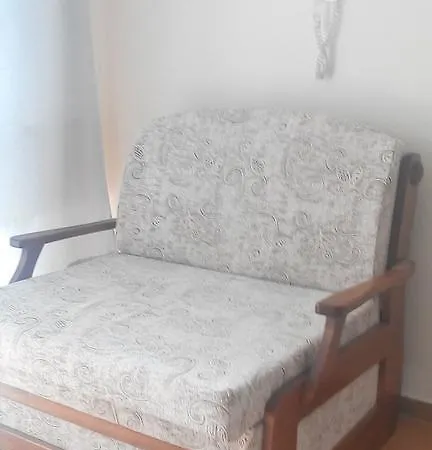 Studio In St. George Palace